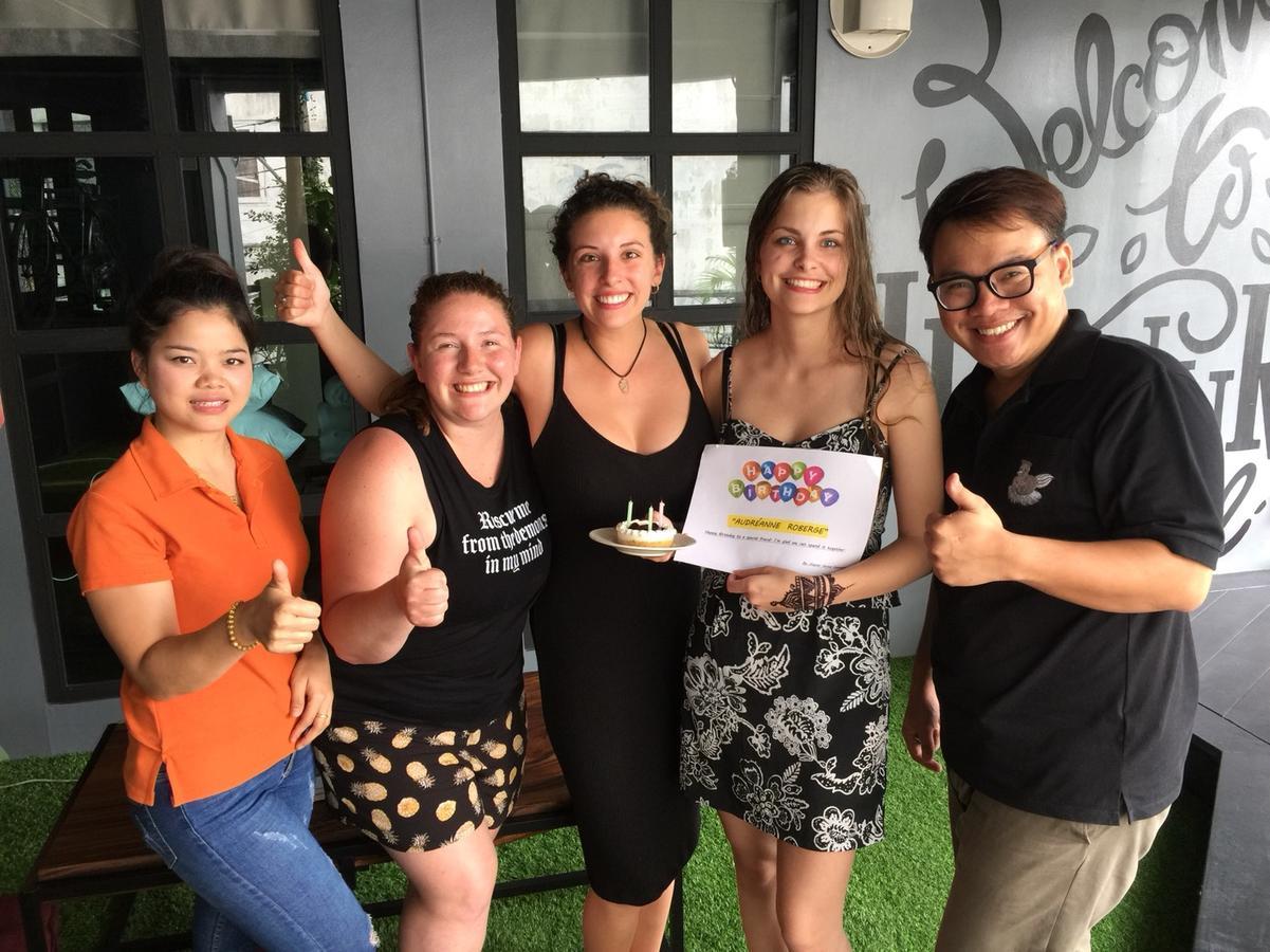 Hugnur Hostel And Coffee Chiang Mai Zewnętrze zdjęcie