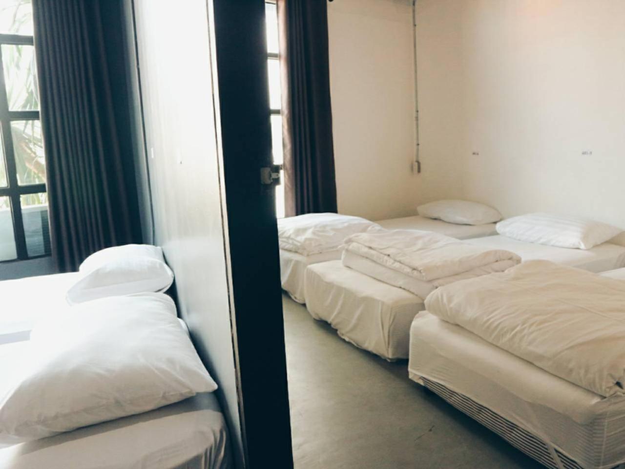 Hugnur Hostel And Coffee Chiang Mai Zewnętrze zdjęcie
